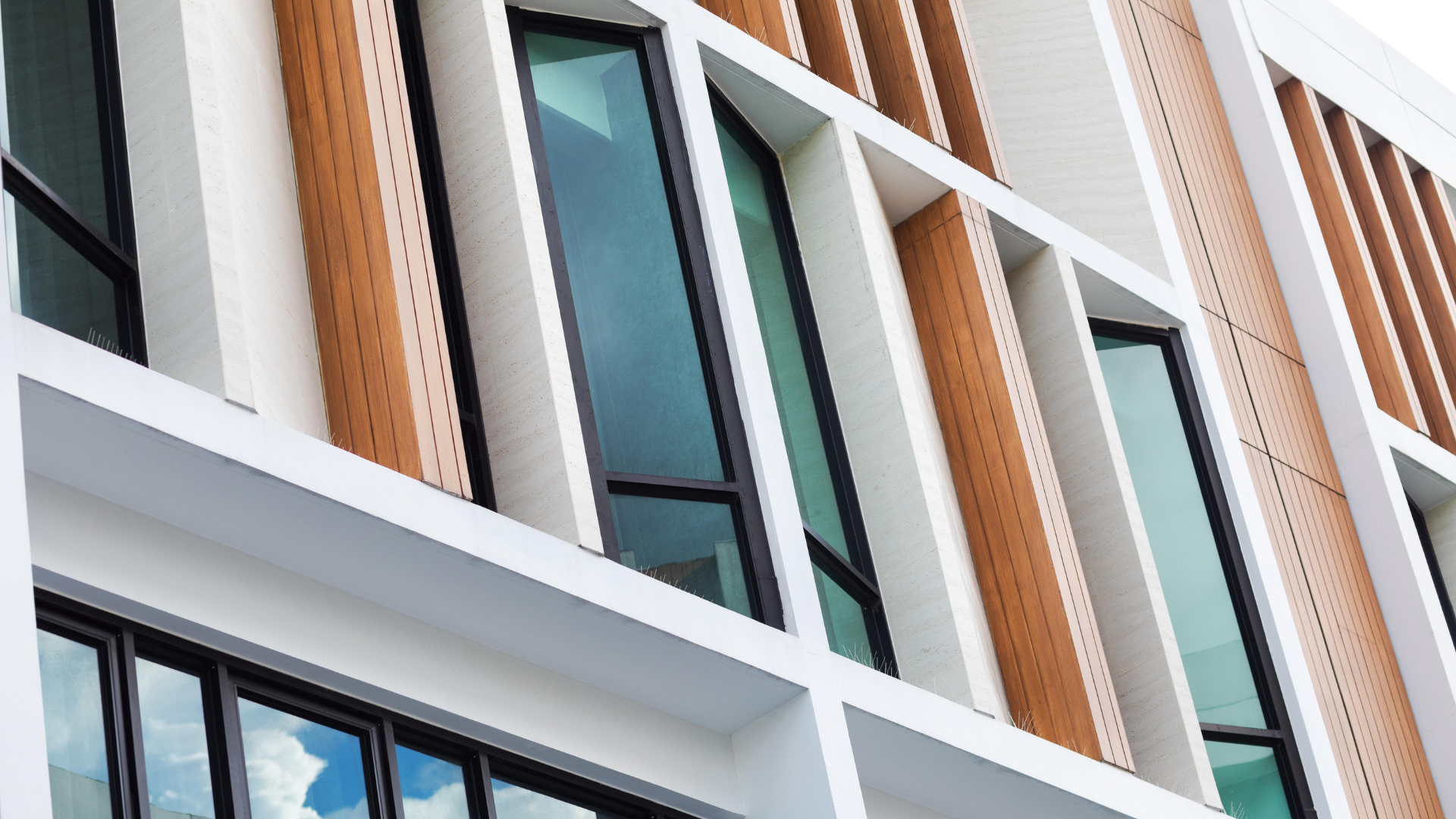 VLX 80 Fixed / Picture Window in Ventura, CA | Lightwell Windows Ventura - detail 4