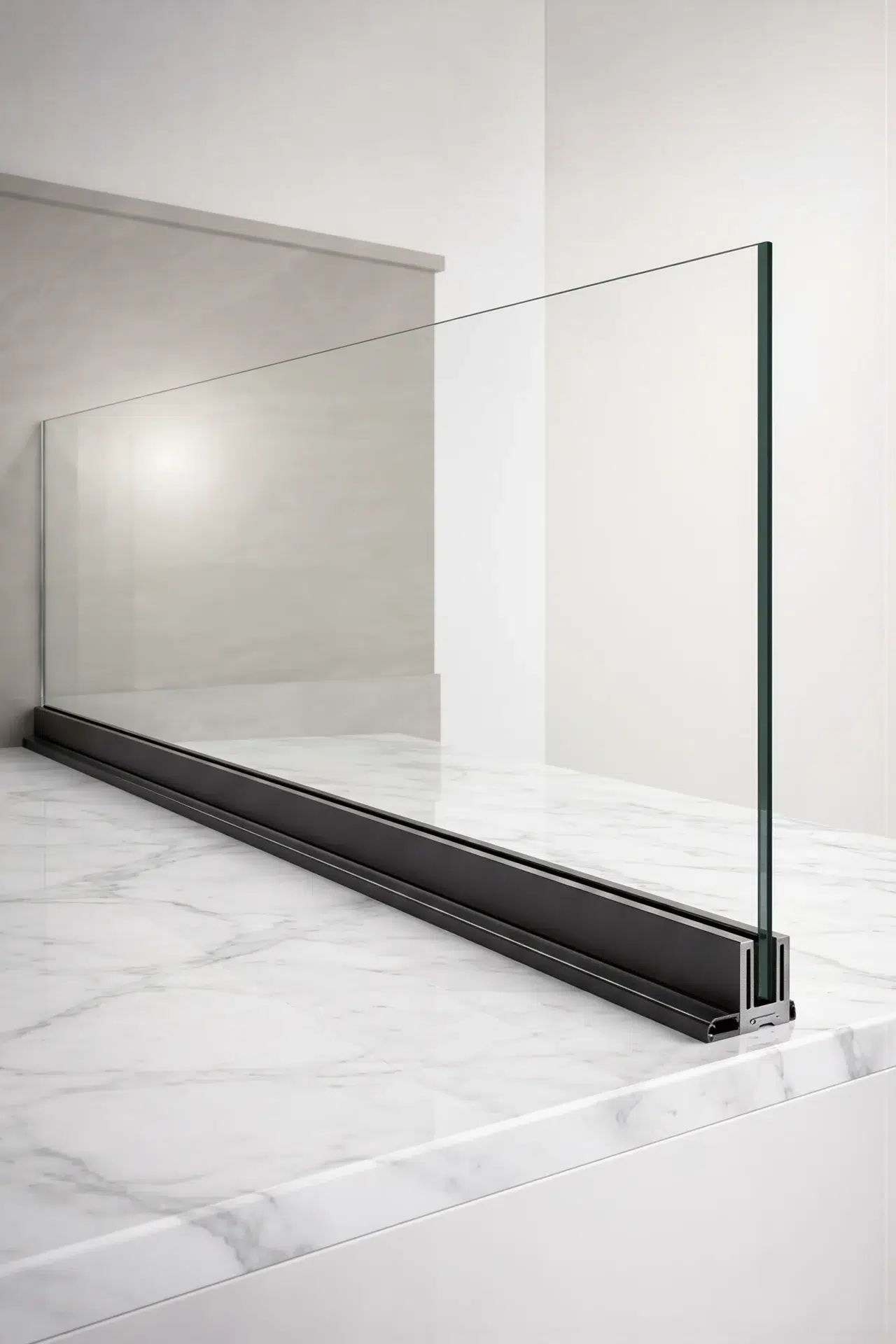 VLX 120 Glass Railing System in Ventura, CA | Lightwell Windows Ventura - detail 2