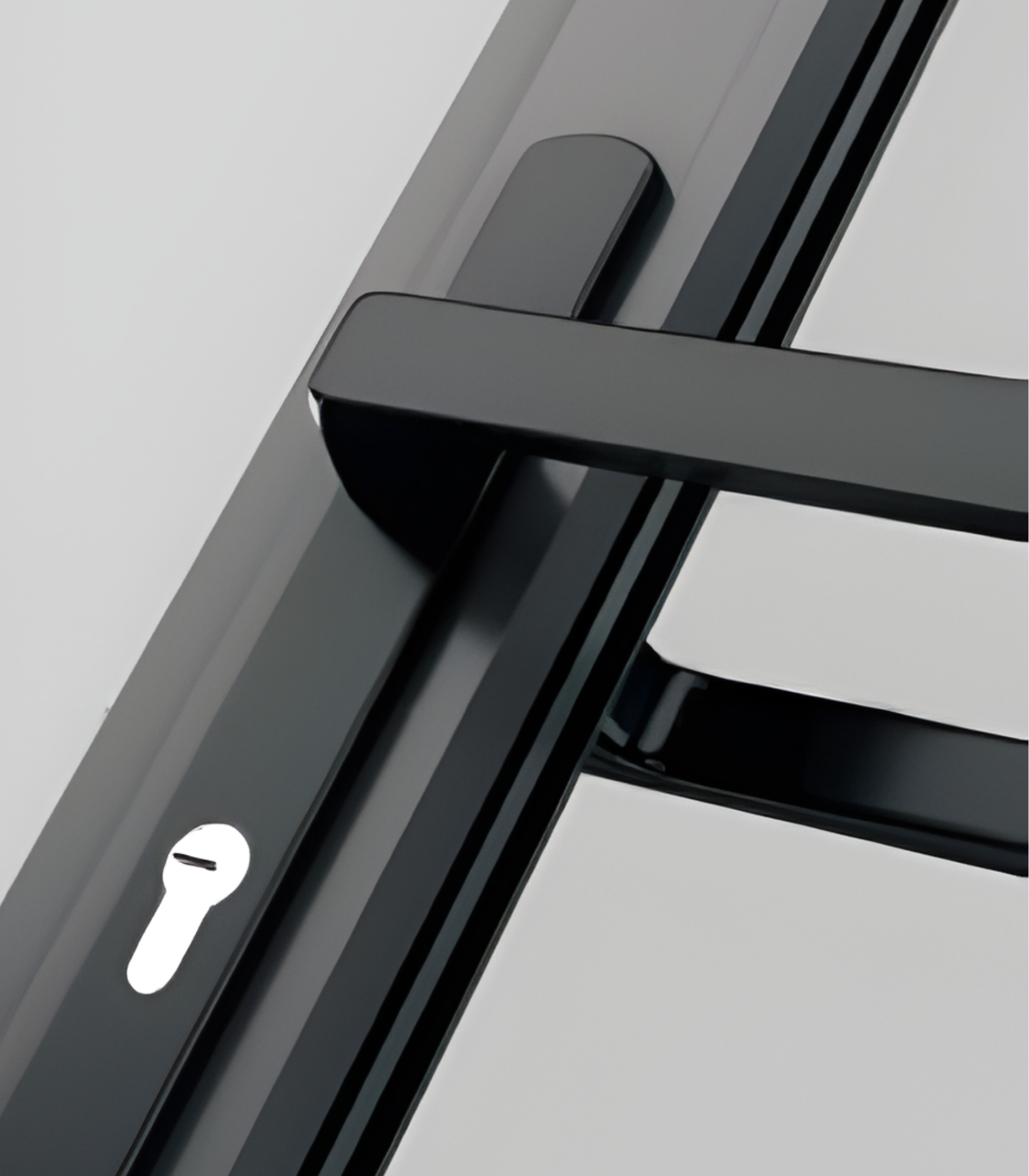 VLX 100 Swing / Entry Door in Ventura, CA | Lightwell Windows Ventura - detail 3
